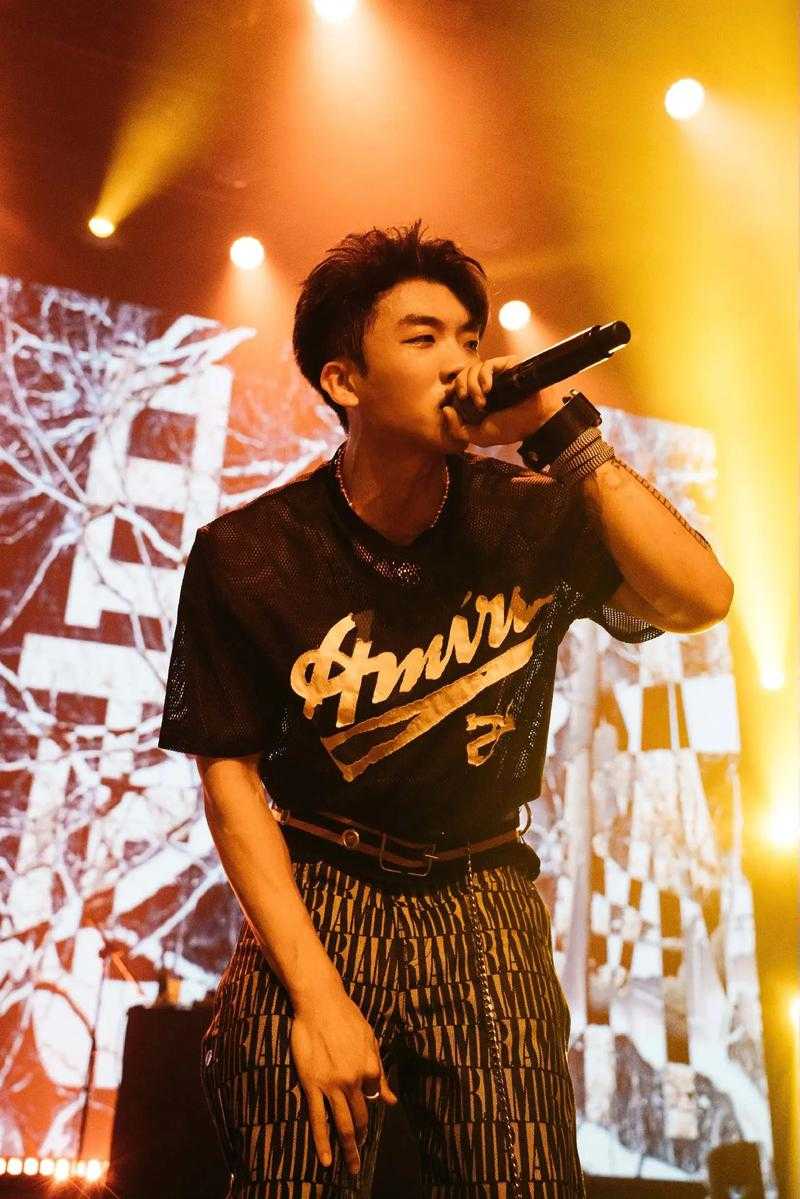 日本知名 rapper 潮水 RaPPe 的独特魅力与精彩演绎